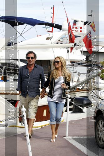 Marbella 11 mei 2010
Ronny Rosenbaum en Tatjana in de haven van Marbella Puerto Banus.
Peter Smulders bv