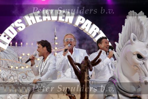 Amsterdam 22 mei 2010
Toppers in de arena met Rene Froger Gerard Joling Jeroen v d Boom en Gordon.
Peter Smulders bv