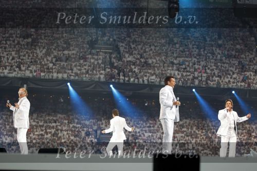 Amsterdam 22 mei 2010
Toppers in de arena met Rene Froger Gerard Joling Jeroen v d Boom en Gordon.
Peter Smulders bv