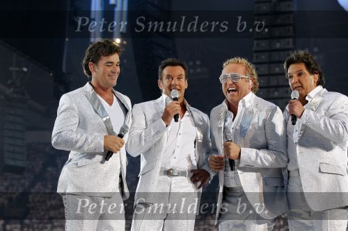 Amsterdam 22 mei 2010
Toppers in de arena met Rene Froger Gerard Joling Jeroen v d Boom en Gordon.
Peter Smulders bv