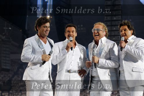 Amsterdam 22 mei 2010
Toppers in de arena met Rene Froger Gerard Joling Jeroen v d Boom en Gordon.
Peter Smulders bv