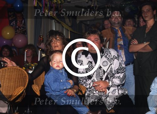 Andre Hazes
21 September 1999 CD uitreikingSamen met Rachel en de kinderen
Foto Peter Smulders BV