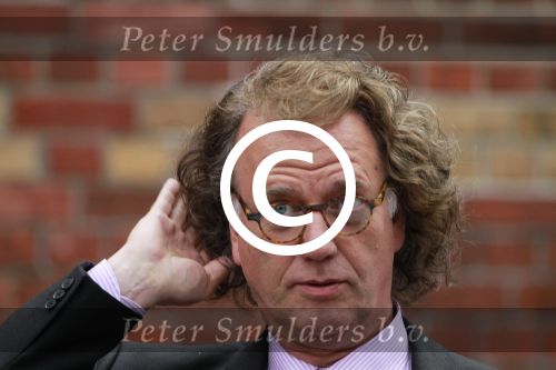 Amsterdam 27 mei 2011
Andre Rieu met op de achtergrond zijn zoon pierre.
Peter Smulders bv