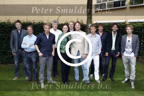 Hilversum 15 juni 2011
Perspresentatie van de AVRO. presentatoren oa Anniko van Santen Frits Sissing Art Rooijakkers Hans Smit Ewout Genemans Cornald Maas Pieter Jan Hagens Jan Steenman
Peter Smulders bv