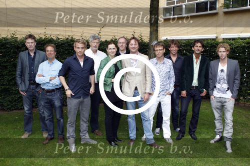 Hilversum 15 juni 2011
Perspresentatie van de AVRO. presentatoren oa Anniko van Santen Frits Sissing Art Rooijakkers Hans Smit Ewout Genemans Cornald Maas Pieter Jan Hagens Jan Steenman
Peter Smulders bv