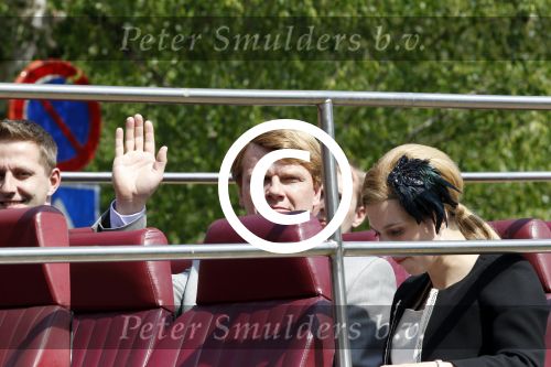 Amstelveen 6 mei 2011
Opnames tv serie over koningin Beatrix met in de hoofdrollen Willeke v Ammelrooy ( Beatrix) Bastiaan Ragas (Prins Willem Alexander) en Katja Herbers (Maxima).
Peter Smulders bv