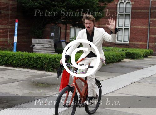 Amsterdam 28 mei 2011
Beau v Erven Dorens op zijn rode fiets.
Peter Smulders bv