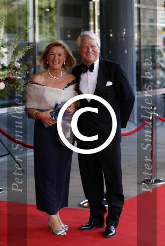 Amsterdam 27 mei 2011
Verjaardagsfeest prinses Maxima vanwege haar 40e verjaardag in het concertgebouw. Aanwezig oa Prins Willem Alexander Koningin Beatrix Prinses Irene Prinses Christina Margriet Pieter v Vollenhoven Prins Friso en mabel Wisse Smit Prins Constantijn en Prinses laurentien Prins Maurits en Marilenen Prins Bernhard en Annette Prins Floris en Aimee  Prins Pieter Christiaan en Anita alsmede haar ouders Jorge Zorrequieta en moder en broer Martin. Boele Staal met vrouw
Peter Smulders bv