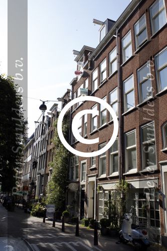 Amsterdam 25 mei 2011
Huis Cas Jansen en Annelieke Bouwens staat te koop.
Peter Smulders bv