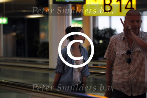 Schiphol 29 mei 2011
Wessel v Diepen en Daphne Bunskoek komen terug van ibiza.
Peter Smulders bv