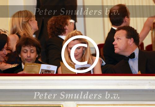 Amsterdam 27 mei 2011
Verjaardagsfeest prinses Maxima vanwege haar 40e verjaardag in het concertgebouw. Aanwezig oa Prins Willem Alexander Koningin Beatrix Prinses Irene Prinses Christina Margriet Pieter v Vollenhoven Prins Friso en mabel Wisse Smit Prins Constantijn en Prinses laurentien Prins Maurits en Marilenen Prins Bernhard en Annette Prins Floris en Aimee  Prins Pieter Christiaan en Anita alsmede haar ouders Jorge Zorrequieta en moder en broer Martin. Emily Bremers met man Roderick v Wijck
Peter Smulders bv