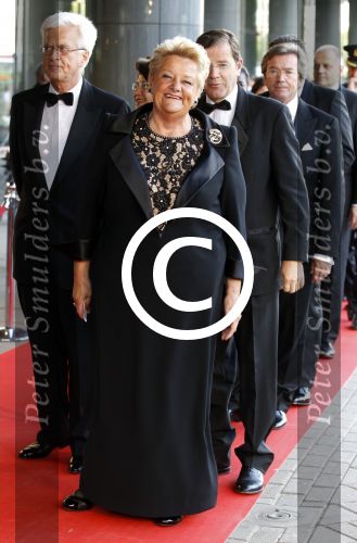 Amsterdam 27 mei 2011
Verjaardagsfeest prinses Maxima vanwege haar 40e verjaardag in het concertgebouw. Aanwezig oa Prins Willem Alexander Koningin Beatrix Prinses Irene Prinses Christina Margriet Pieter v Vollenhoven Prins Friso en mabel Wisse Smit Prins Constantijn en Prinses laurentien Prins Maurits en Marilenen Prins Bernhard en Annette Prins Floris en Aimee  Prins Pieter Christiaan en Anita alsmede haar ouders Jorge Zorrequieta en moder en broer Martin. Erica Terpstra
Peter Smulders bv