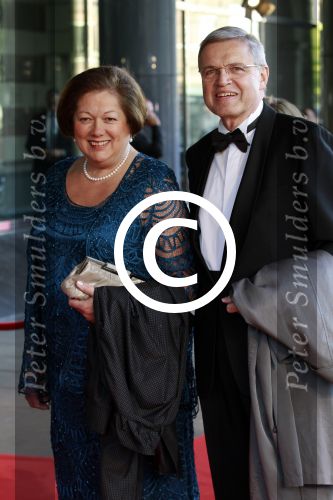 Amsterdam 27 mei 2011
Verjaardagsfeest prinses Maxima vanwege haar 40e verjaardag in het concertgebouw. Aanwezig oa Prins Willem Alexander Koningin Beatrix Prinses Irene Prinses Christina Margriet Pieter v Vollenhoven Prins Friso en mabel Wisse Smit Prins Constantijn en Prinses laurentien Prins Maurits en Marilenen Prins Bernhard en Annette Prins Floris en Aimee  Prins Pieter Christiaan en Anita alsmede haar ouders Jorge Zorrequieta en moder en broer Martin. Ernst Hirsch Balin met vrouw
Peter Smulders bv