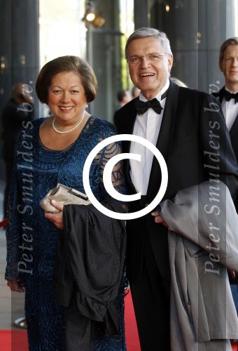 Amsterdam 27 mei 2011
Verjaardagsfeest prinses Maxima vanwege haar 40e verjaardag in het concertgebouw. Aanwezig oa Prins Willem Alexander Koningin Beatrix Prinses Irene Prinses Christina Margriet Pieter v Vollenhoven Prins Friso en mabel Wisse Smit Prins Constantijn en Prinses laurentien Prins Maurits en Marilenen Prins Bernhard en Annette Prins Floris en Aimee  Prins Pieter Christiaan en Anita alsmede haar ouders Jorge Zorrequieta en moder en broer Martin. Ernst Hirsch Balin met vrouw
Peter Smulders bv