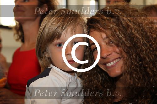 Amsterdam, 12 Mei 2011 Presentatie Magazine BASTA
Fajah Lourens met jongste zoontje
Foto Peter Smulders BV