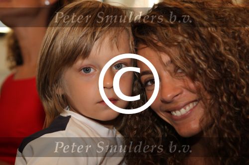 Amsterdam, 12 Mei 2011 Presentatie Magazine BASTA
Fajah Lourens met jongste zoontje
Foto Peter Smulders BV