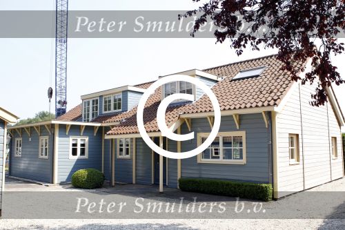 Breukelen 30 april 2011
Huis waar Frits Kroymans woont na uitspraak van rechter dat zijn ex in hun huis mag blijven wonen.
Peter Smulders bv