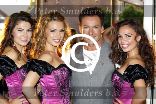 Ede 15 juni 2011
Tros zomerfeesten op het plein in Ede . Gerard Joling
Peter Smulders bv