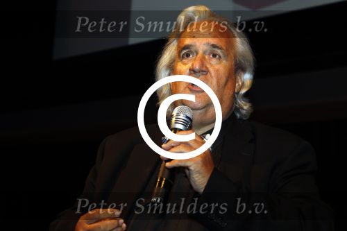 Hilversum 18 mei 2011
Presentatie dvd Oebele bij beeld en geluid met oa aanwezig Willem Nijholt Wieteke v Dort Marjan Berk Han Peekel en Joop Stokkermans
Peter Smulders bv