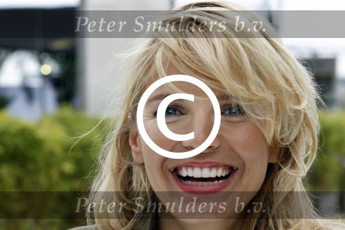 Amsterdam 17 mei 2011
Hanna Verboom met een vriendin bij Moet.
Peter Smulders bv