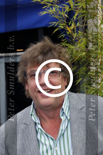 Amsterdam, 16 Mei 2011
Uitreiking boek HIT Story van fotograaf William Rutten en Cors v d Berg
Henk Westbroek
Foto Peter Smulders BV