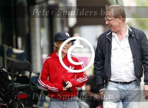 Amsterdam 10 mei 2001
Jack Spijkerman met zijn zoon.
Peter Smulders bv