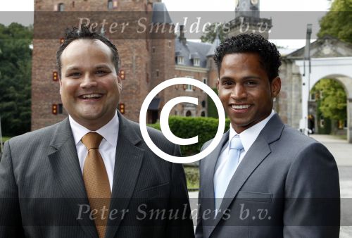 Breukelen 15 juni 2011
Haringparty op Neyenrode. jan Kees de Jager met zijn vriend
Peter Smulders bv
