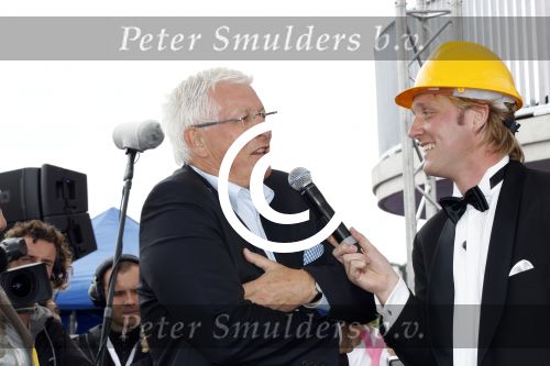 Almere 8 juni 2011
Prinses Maxima opent het klokhuis in Almere. Joop daalmeijer
Peter Smulders bv