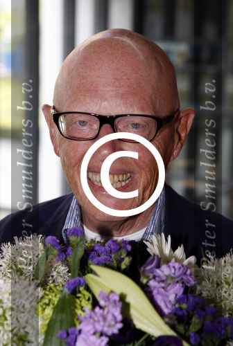 Hilversum 18 mei 2011
Presentatie dvd Oebele bij beeld en geluid met oa aanwezig Willem Nijholt Wieteke v Dort Marjan Berk Han Peekel en Joop Stokkermans
Peter Smulders bv