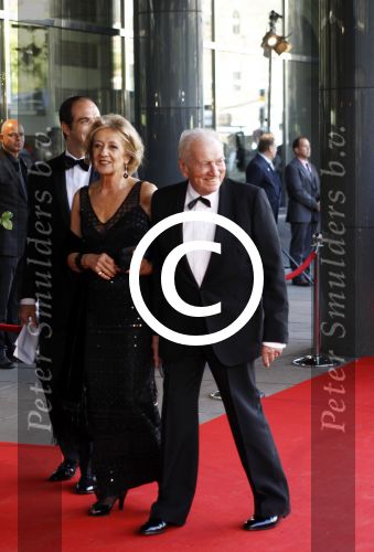 Amsterdam 27 mei 2011
Verjaardagsfeest prinses Maxima vanwege haar 40e verjaardag in het concertgebouw. Aanwezig oa Prins Willem Alexander Koningin Beatrix Prinses Irene Prinses Christina Margriet Pieter v Vollenhoven Prins Friso en mabel Wisse Smit Prins Constantijn en Prinses laurentien Prins Maurits en Marilenen Prins Bernhard en Annette Prins Floris en Aimee  Prins Pieter Christiaan en Anita alsmede haar ouders Jorge Zorrequieta en moder en broer Martin.
Peter Smulders bv
