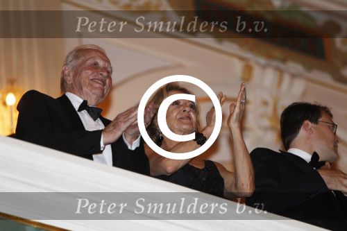 Amsterdam 27 mei 2011
Verjaardagsfeest prinses Maxima vanwege haar 40e verjaardag in het concertgebouw. Aanwezig oa Prins Willem Alexander Koningin Beatrix Prinses Irene Prinses Christina Margriet Pieter v Vollenhoven Prins Friso en mabel Wisse Smit Prins Constantijn en Prinses laurentien Prins Maurits en Marilenen Prins Bernhard en Annette Prins Floris en Aimee  Prins Pieter Christiaan en Anita alsmede haar ouders Jorge Zorrequieta en moder en broer Martin.
Peter Smulders bv