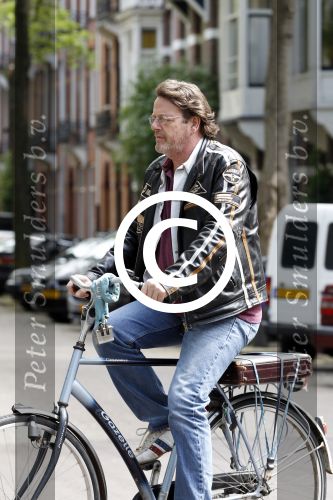 Amsterdam 10 mei 2011
Kees Prins op de fiets.
Peter Smulders bv