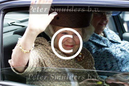 Amsterdam 26 mei 2011
Koningin Beatrix vertrekt bij het Hilton Hotel.
Peter Smulders bv