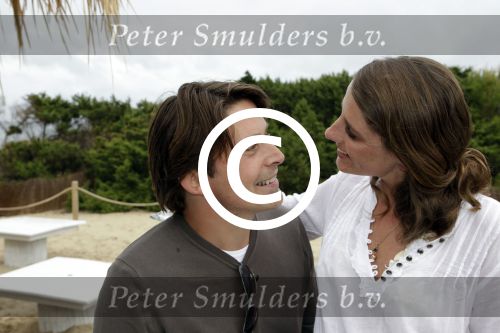 Ibiza 1 en 2 juni 2001
Diversen Bn ers vieren vakantie op ibiza. Lodewijk Hoekstra en zijn vrouw Kristel trouwen op ibiza
Peter Smulders bv