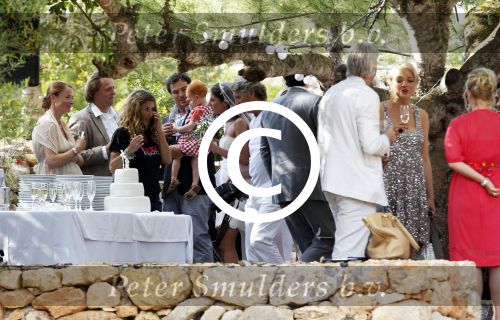 ibiza 4 juni 2011
Lodewijk Hoekstra en zijn vrouw Kristel trouwen op ibiza.
Peter Smulders bv
