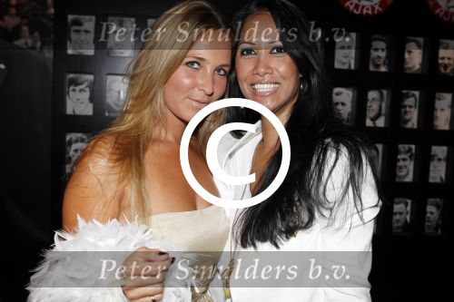 Amsterdam 28 mei 2011
Toppers in concert in de amsterdam arena. Lonneke Snijders met Cindy
Peter Smulders bv