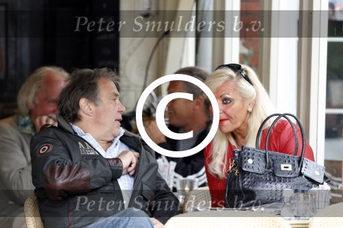 Amsterdam 19 mei 2011
Maarten Spanjer met zijn vriendin op terras.
Peter Smulders bv