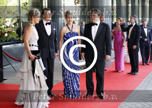 Amsterdam 27 mei 2011
Verjaardagsfeest prinses Maxima vanwege haar 40e verjaardag in het concertgebouw. Aanwezig oa Prins Willem Alexander Koningin Beatrix Prinses Irene Prinses Christina Margriet Pieter v Vollenhoven Prins Friso en mabel Wisse Smit Prins Constantijn en Prinses laurentien Prins Maurits en Marilenen Prins Bernhard en Annette Prins Floris en Aimee  Prins Pieter Christiaan en Anita alsmede haar ouders Jorge Zorrequieta en moder en broer Martin.
Peter Smulders bv