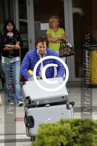 Ibiza 1 en 2 juni 2001
Diversen Bn ers vieren vakantie op ibiza. Marco Borsato met dochter Jada
Peter Smulders bv
