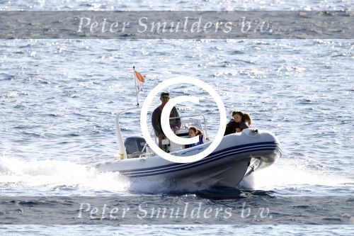ibiza 5 mei 2011
Marco Borsato met zijn vrouw Leontine en kinderen Jada Senna en Luca op vakantie op ibiza . Ook de aupair is mee.
Peter Smulders bv