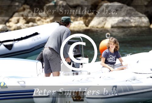 ibiza 5 mei 2011
Marco Borsato met zijn vrouw Leontine en kinderen Jada Senna en Luca op vakantie op ibiza . Ook de aupair is mee.
Peter Smulders bv
