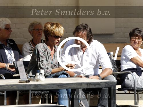 Amsterdam 14 juni 2011
Marco en Leontien Borsato op terras bij fidelio.
Peter Smulders bv