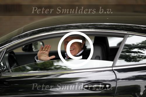 Amsterdam 26 mei 2011
Koningin Beatrix opent expositie van kunst op de apollolaan. Jan Cremer begeleidt haar.Mark Teurlings in zijn Bentley
Peter Smulders bv