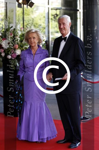 Amsterdam 27 mei 2011
Verjaardagsfeest prinses Maxima vanwege haar 40e verjaardag in het concertgebouw. Aanwezig oa Prins Willem Alexander Koningin Beatrix Prinses Irene Prinses Christina Margriet Pieter v Vollenhoven Prins Friso en mabel Wisse Smit Prins Constantijn en Prinses laurentien Prins Maurits en Marilenen Prins Bernhard en Annette Prins Floris en Aimee  Prins Pieter Christiaan en Anita alsmede haar ouders Jorge Zorrequieta en moder en broer Martin. Martin Schroder met vrouw
Peter Smulders bv