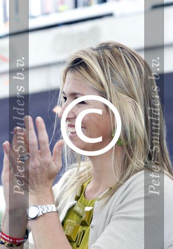 Almere 8 juni 2011
Prinses Maxima opent het klokhuis in Almere.
Peter Smulders bv