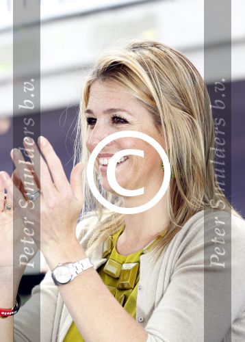 Almere 8 juni 2011
Prinses Maxima opent het klokhuis in Almere.
Peter Smulders bv