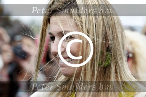 Almere 8 juni 2011
Prinses Maxima opent het klokhuis in Almere.
Peter Smulders bv