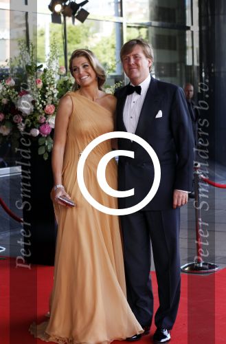 Amsterdam 27 mei 2011
Verjaardagsfeest prinses Maxima vanwege haar 40e verjaardag in het concertgebouw. Aanwezig oa Prins Willem Alexander Koningin Beatrix Prinses Irene Prinses Christina Margriet Pieter v Vollenhoven Prins Friso en mabel Wisse Smit Prins Constantijn en Prinses laurentien Prins Maurits en Marilenen Prins Bernhard en Annette Prins Floris en Aimee  Prins Pieter Christiaan en Anita alsmede haar ouders Jorge Zorrequieta en moder en broer Martin.
Peter Smulders bv