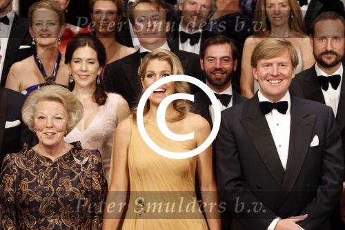 Amsterdam 27 mei 2011
Verjaardagsfeest prinses Maxima vanwege haar 40e verjaardag in het concertgebouw. Aanwezig oa Prins Willem Alexander Koningin Beatrix Prinses Irene Prinses Christina Margriet Pieter v Vollenhoven Prins Friso en mabel Wisse Smit Prins Constantijn en Prinses laurentien Prins Maurits en Marilenen Prins Bernhard en Annette Prins Floris en Aimee  Prins Pieter Christiaan en Anita alsmede haar ouders Jorge Zorrequieta en moder en broer Martin.
Peter Smulders bv