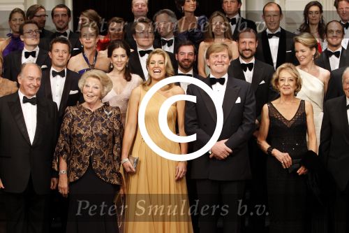 Amsterdam 27 mei 2011
Verjaardagsfeest prinses Maxima vanwege haar 40e verjaardag in het concertgebouw. Aanwezig oa Prins Willem Alexander Koningin Beatrix Prinses Irene Prinses Christina Margriet Pieter v Vollenhoven Prins Friso en mabel Wisse Smit Prins Constantijn en Prinses laurentien Prins Maurits en Marilenen Prins Bernhard en Annette Prins Floris en Aimee  Prins Pieter Christiaan en Anita alsmede haar ouders Jorge Zorrequieta en moder en broer Martin.
Peter Smulders bv